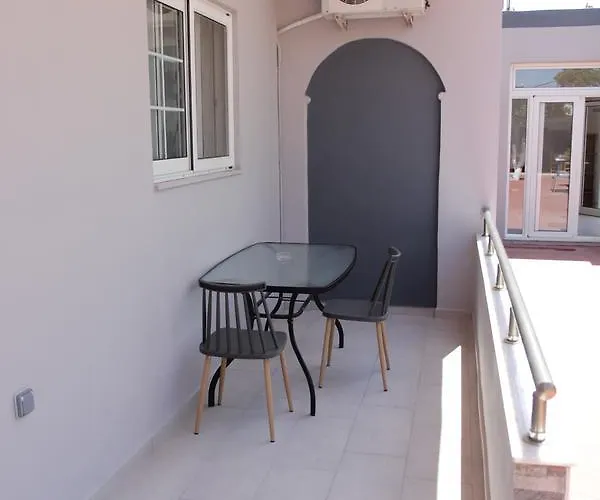 Platoni Elite Hotel apartamentowy