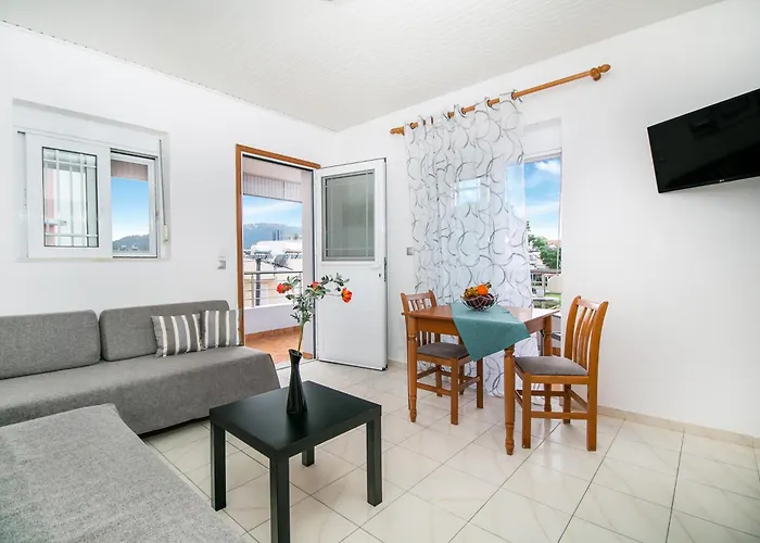 Platoni Elite Jalisos