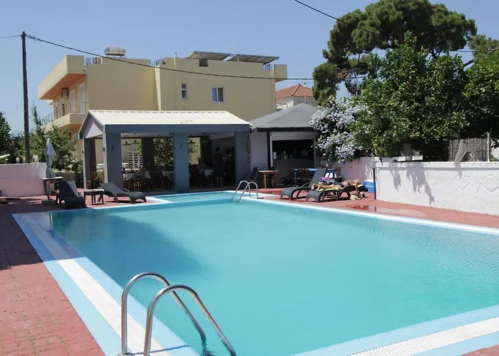 Platoni Elite Hotel apartamentowy 4*