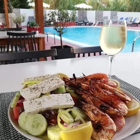Platoni Elite Ξενοδοχείο με διαμερίσματα 2*