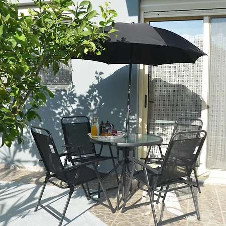 Platoni Elite Lägenhetshotell 4*