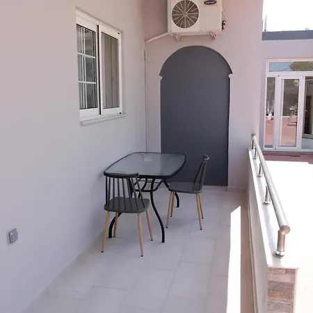 Platoni Elite Aparthotel