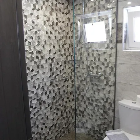 Platoni Elite 2*