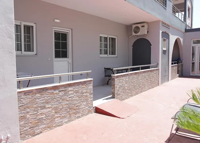 Platoni Elite شقة فندقية 4*