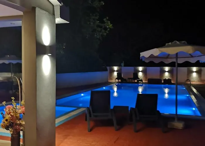 شقة فندقية Platoni Elite 4*