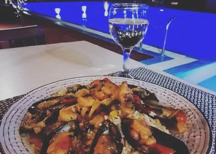 Platoni Elite شقة فندقية 4*