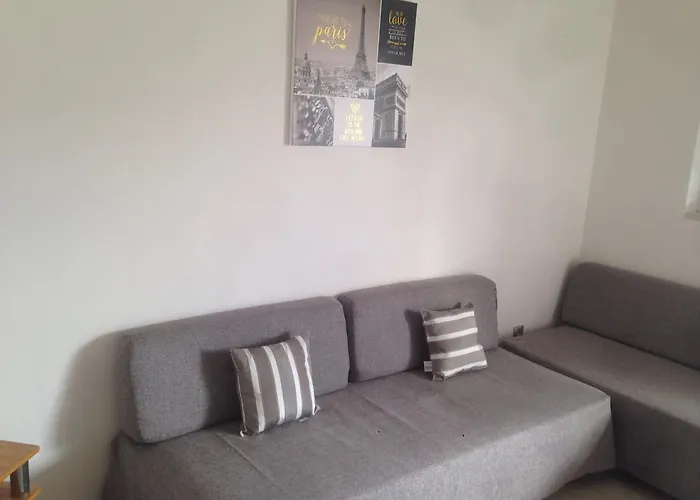 Platoni Elite إياليسوس