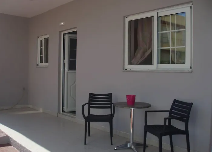 Platoni Elite شقة فندقية إياليسوس